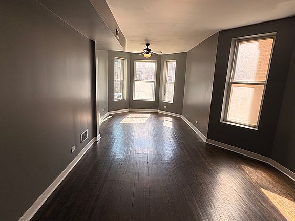 3rd image of 6624 S Rhodes Ave #1