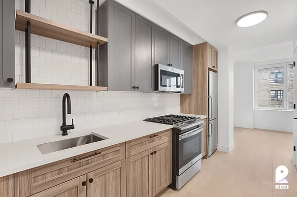 Rented by REZI | media 1