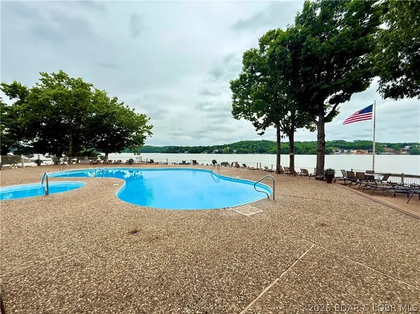 2500 Bay Point Ln APT 625, Osage Beach, MO 65065