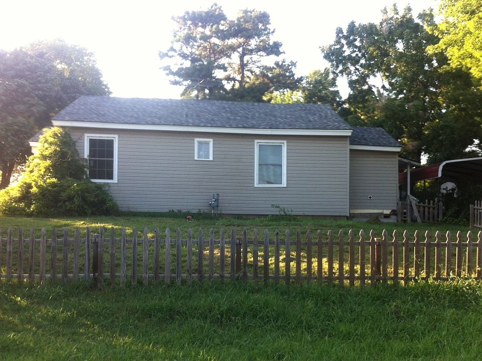2nd image of 800 Garrison Ave