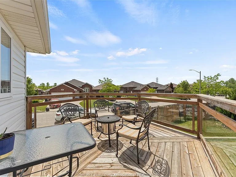 398 Poplar Dr — Photo 40