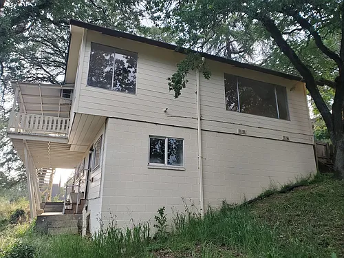 525 7th St Photo 1