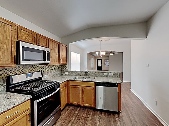 5th image of 10906 Creek Mist Dr