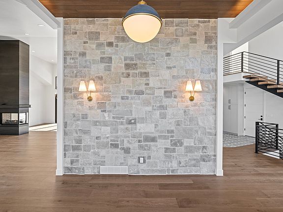 2nd image of 3050 Country Crossing Rd