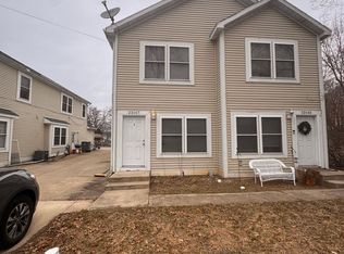 23167 3rd St, Elkhart, IN 46514