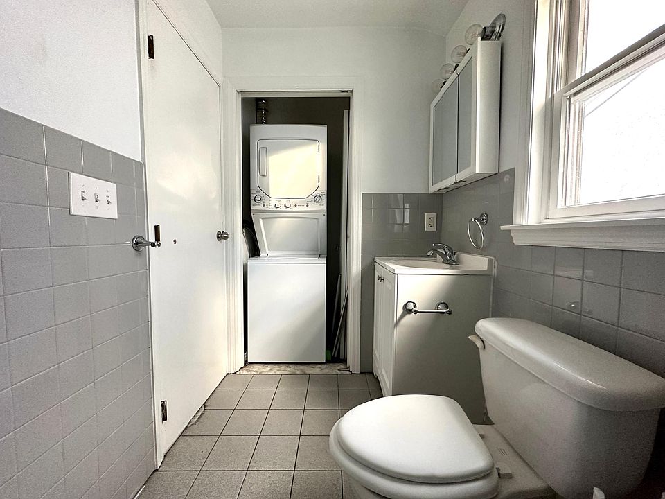 In-Unit Laundry