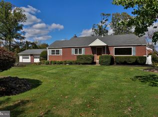 2309 Hendricks Station Rd, Harleysville, PA 19438
