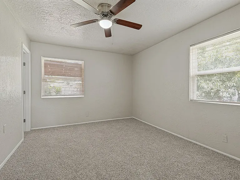 3221 Ridgeview Cir — Photo 9