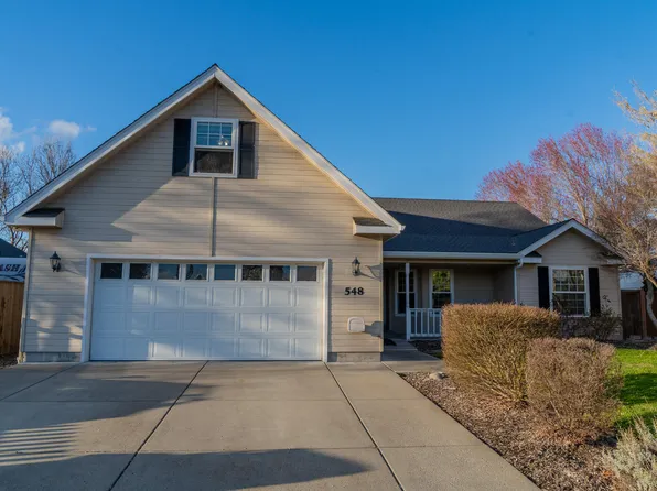 548 Blue Heron Way, Central Point, OR 97502