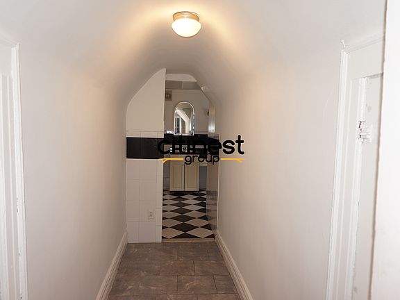 5th image of 8406 Bay 16th St #3