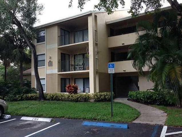 1st image of 9999 Summerbreeze Dr Building 10