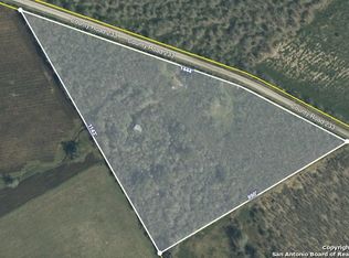 2512 County Road 233, Floresville, TX 78114
