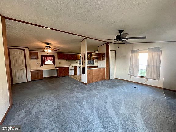 2nd image of 12106 Heather Dr