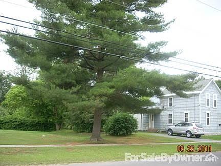 HOUSE FROM STREET