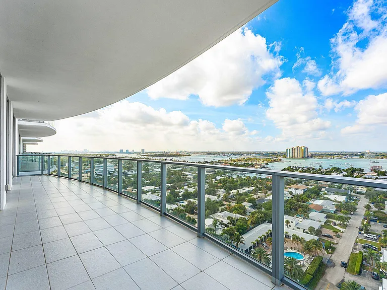 3100 N Ocean Dr #1702-P — Photo 25