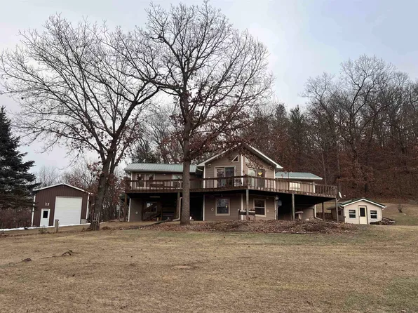 8349 Ida Ave, Sparta, WI 54656