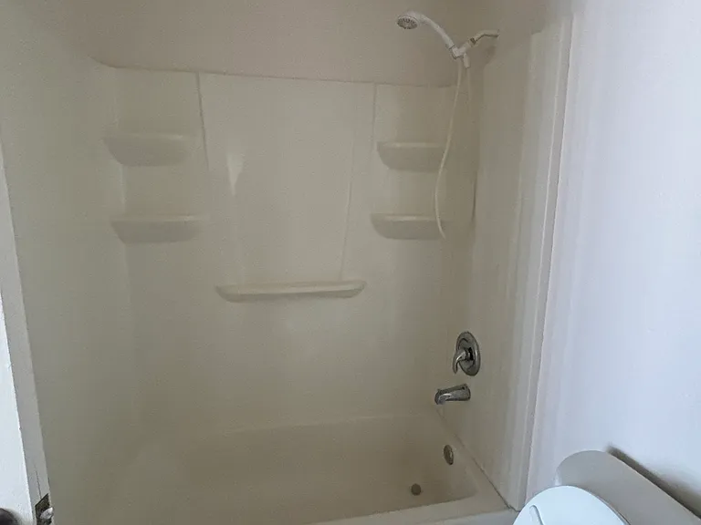 509 E Avenue Q1 #4 — Photo 9