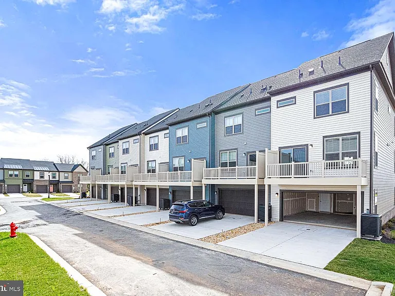 233 Matilda — Photo 27