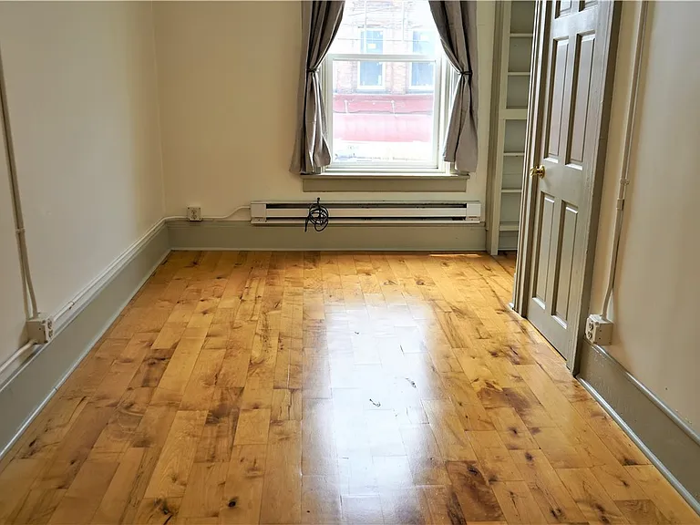 54 North Ave — Photo 22