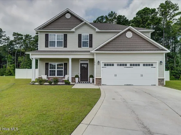1010 Sailfish Street, New Bern, NC 28562