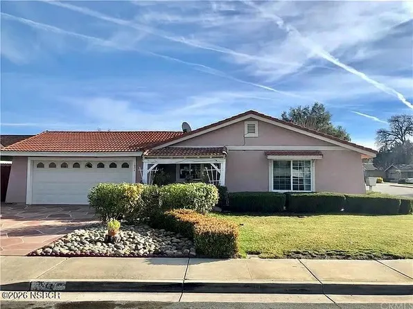 1934 Tulipwood Dr, Paso Robles, CA 93446