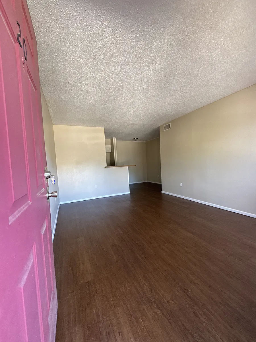 Building Photo - 3801 Magnolia St #MG20