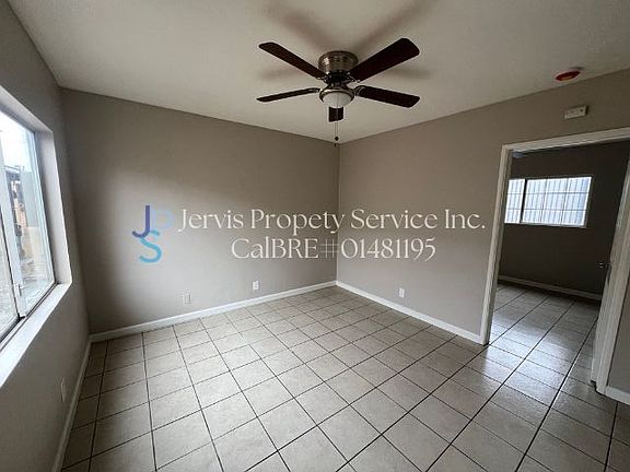 3rd image of 5425 Maywood Ave #C