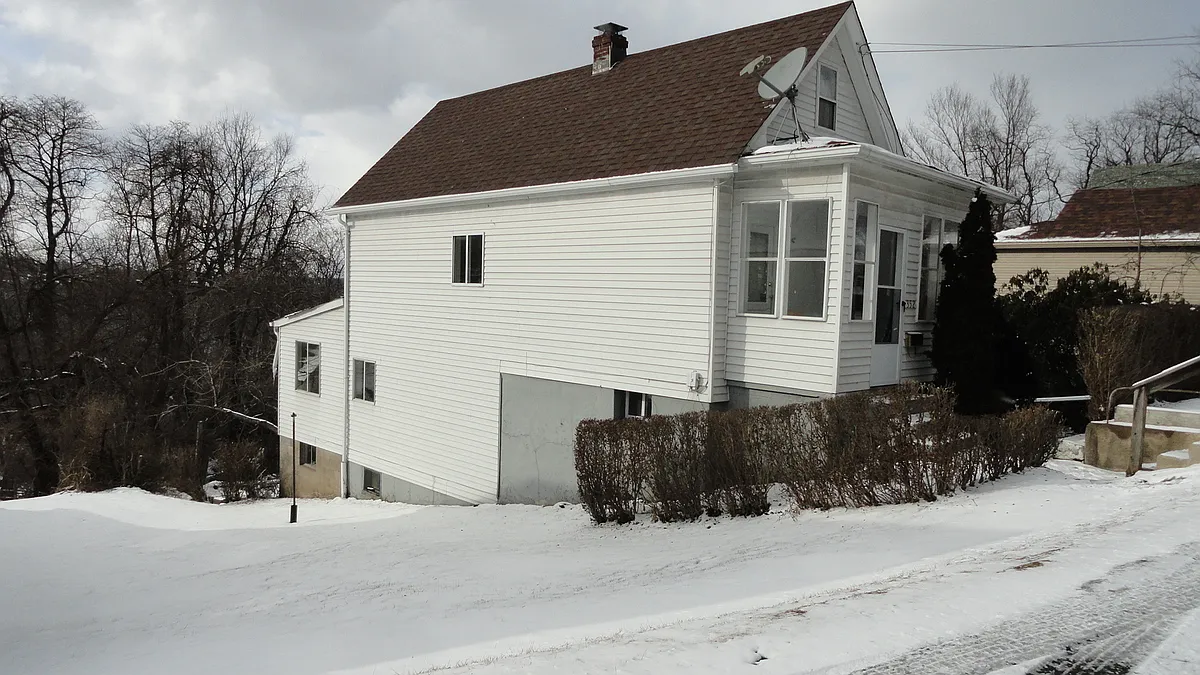Building Photo - 352 Lecanto Ave