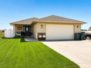 757 Dailey Dr, Sidney, NE 69162