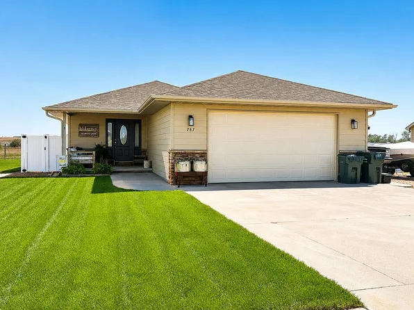 757 Dailey Dr, Sidney, NE 69162