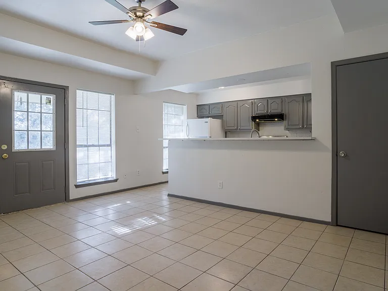 746 Prairie Creek Dr #746 — Photo 7