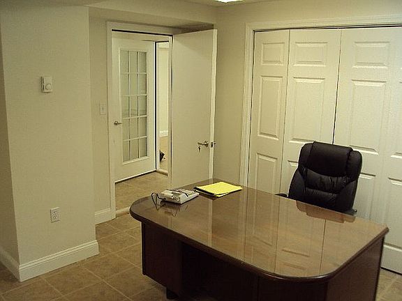 4th image of 300 Providence St