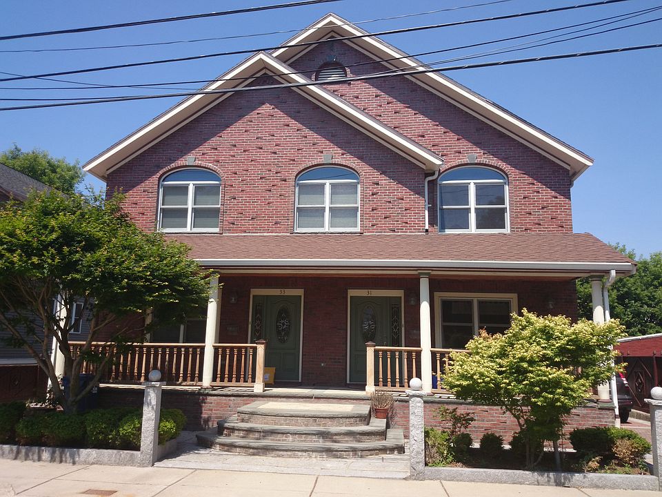 2nd image of 33 Shepard St #R