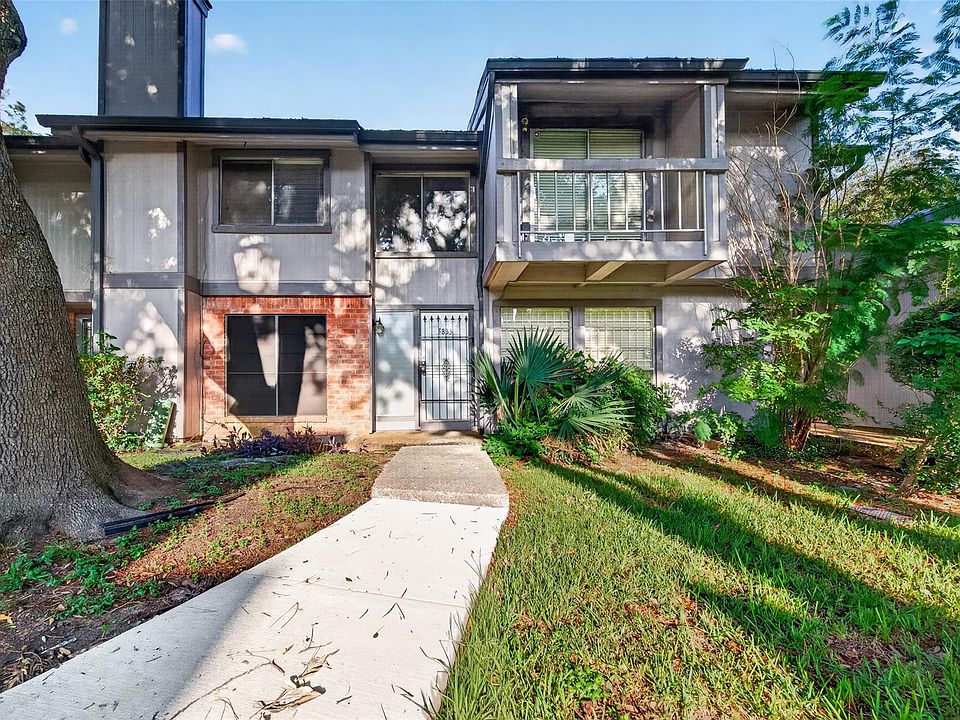 1st image of 5833 Village Forest Ct