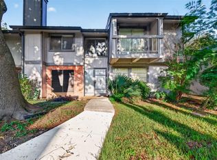 5833 Village Forest Ct, Houston, TX 77092