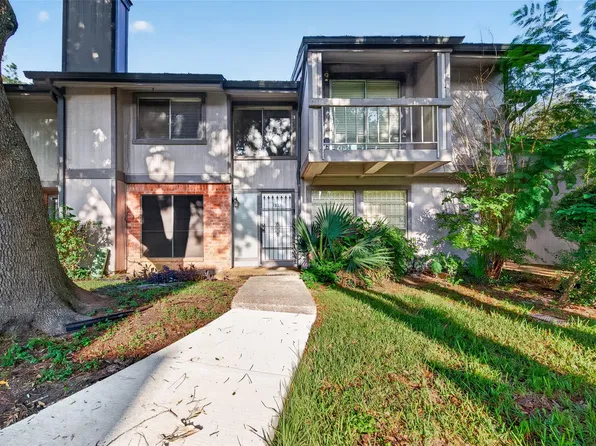 5833 Village Forest Ct, Houston, TX 77092