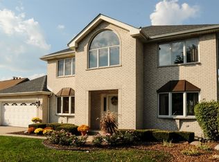 10700 Tower Dr, Orland Park, IL