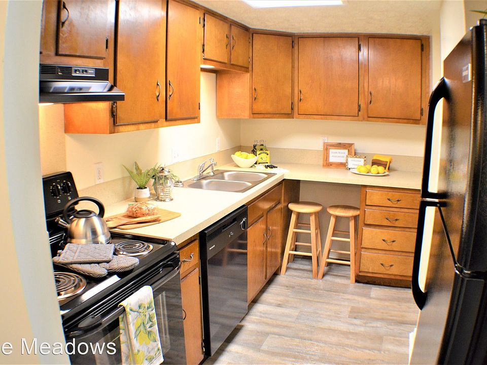 2nd image of 1501 Meadow Trace Dr APT 1