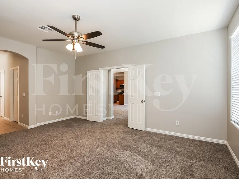 4184 Octans St — Photo 12