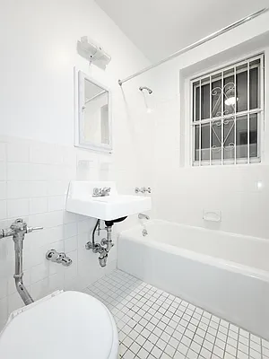 Rented by Metropolitan Property Group | media 6