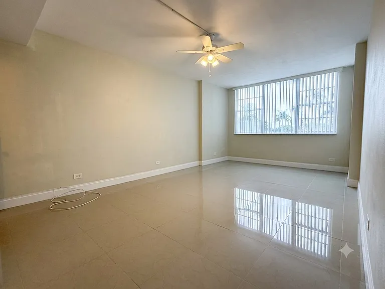 2800 N Flagler Dr #211-1 — Photo 16