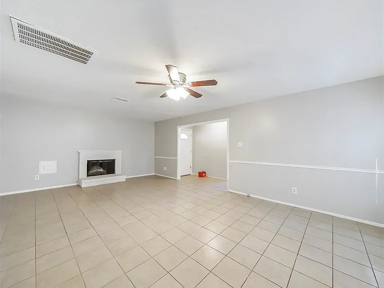 10827 Sugar Hill Dr #A — Photo 5