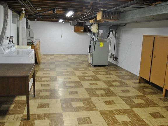 5th image of 314 Hollywood Ave