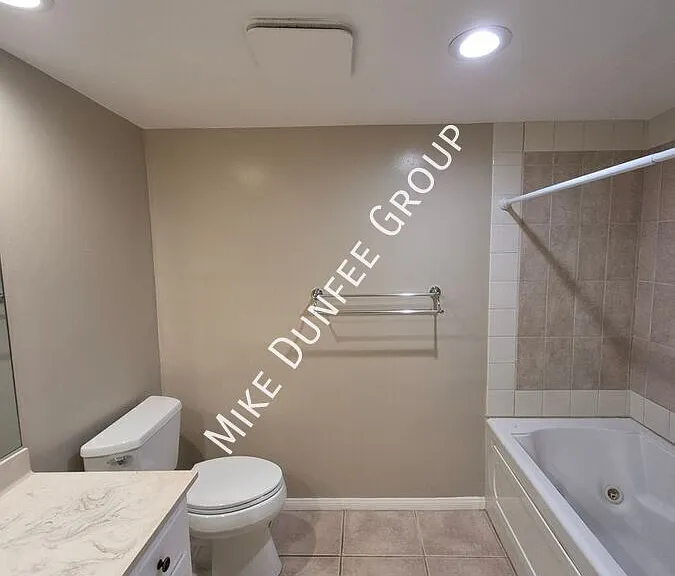 2699 E 20th St #D — Photo 15
