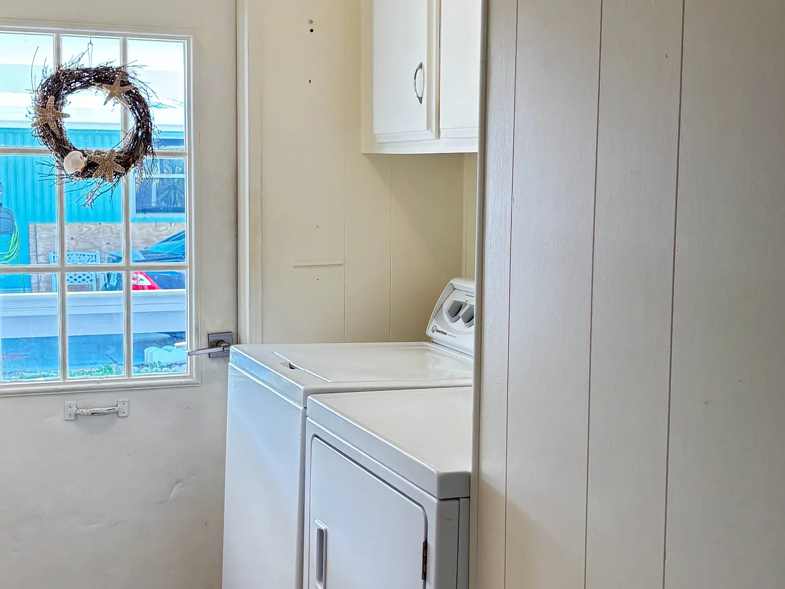 2 bed, 1228 sqft, $2,050 — Photo 4