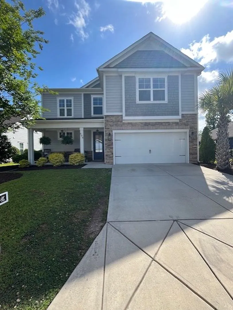 Building Photo - 608 Coniston Dr
