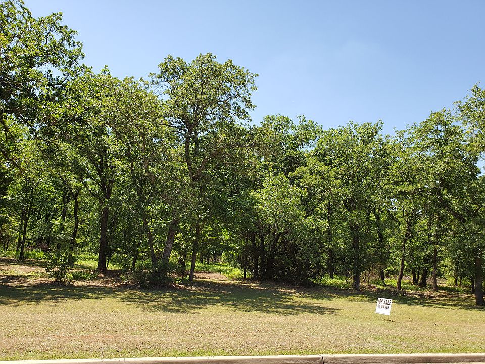Lot w/trees in mid-May.  