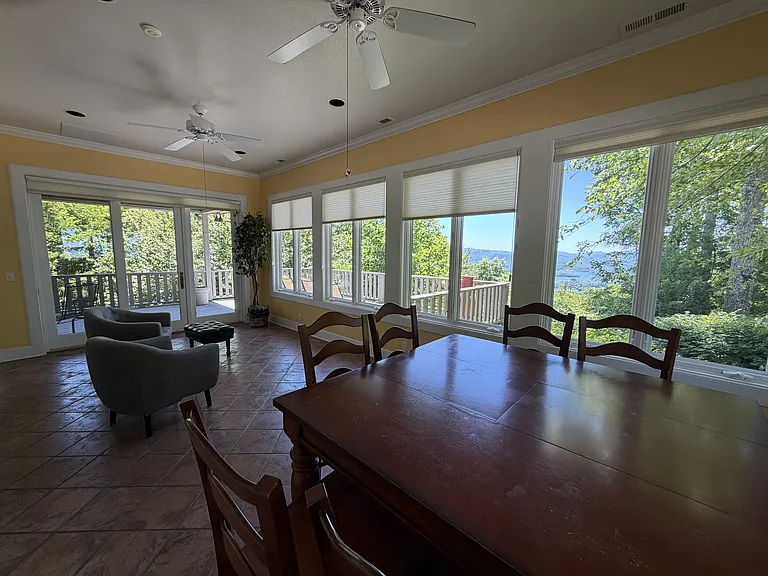 139 Summit Dr — Photo 12