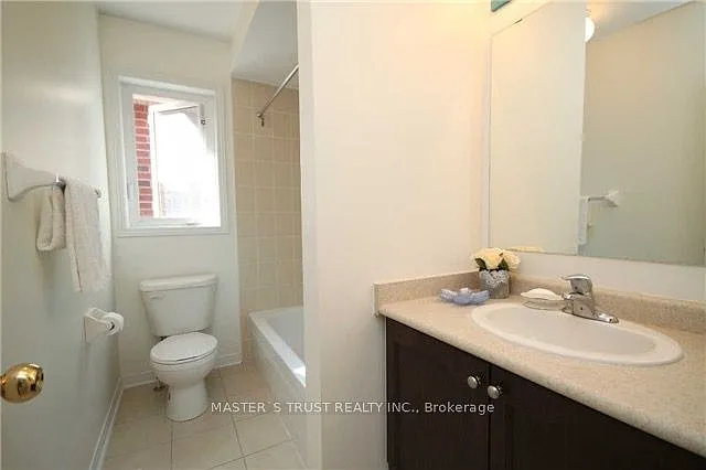 15 Big Hill Cres — Photo 19