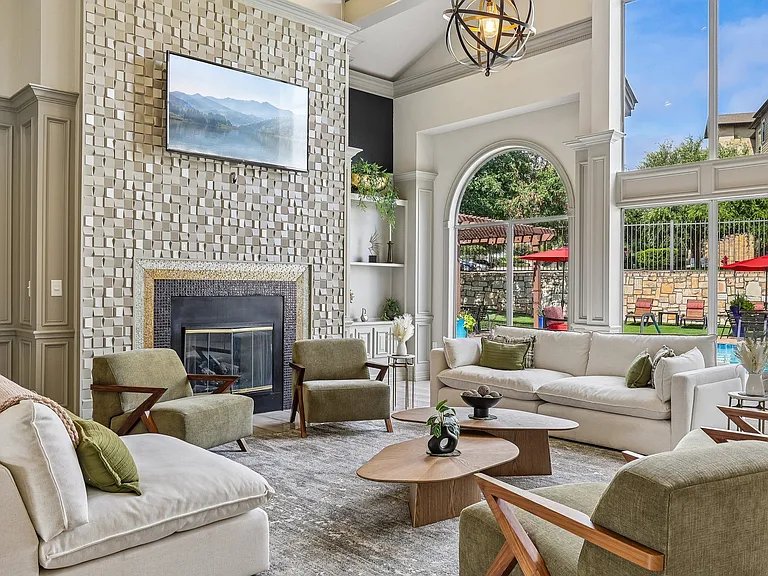 Regency Dell Ranch Apartments — Photo 30